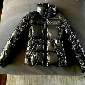 Black Sam. Freestyle puffer down jacket. Size small.